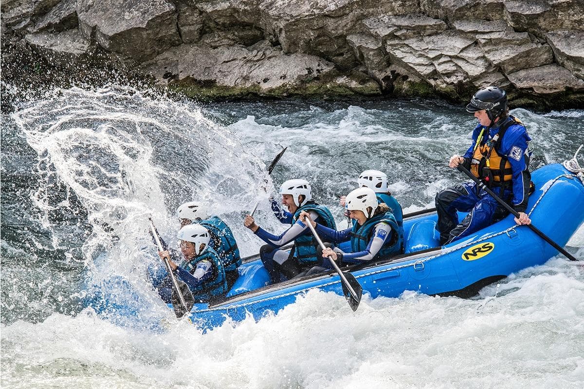 Les 5 meilleures activités d'aventure pour les groupes d'amis dans les Pyrénées