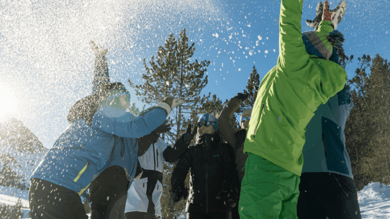 Descubre la Aventura en la Nieve con RocRoi en Grau-Roig, Andorra: Diversión para Adolescentes