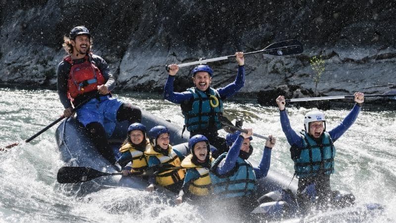 Rafting con niños en Llavorsí: Todo lo que necesitas saber antes de tirarte al agua