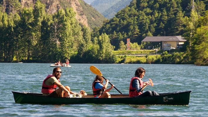 foto post canoa lago