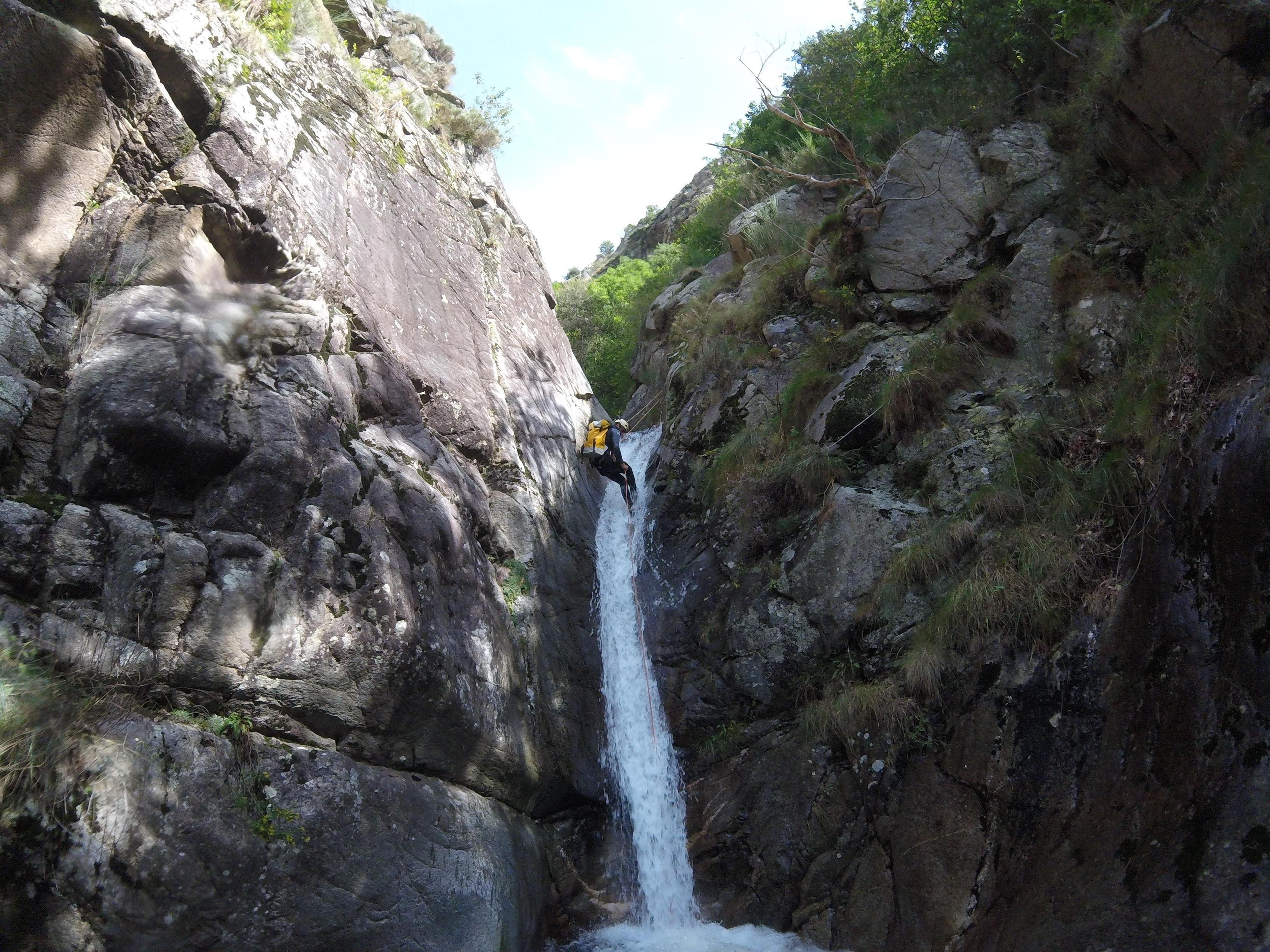 Canyoning entre amis à La Baronia de Rialb, Vall de Núria