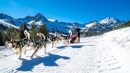 En vacances de carnaval, profitez des activités dans la neige en famille