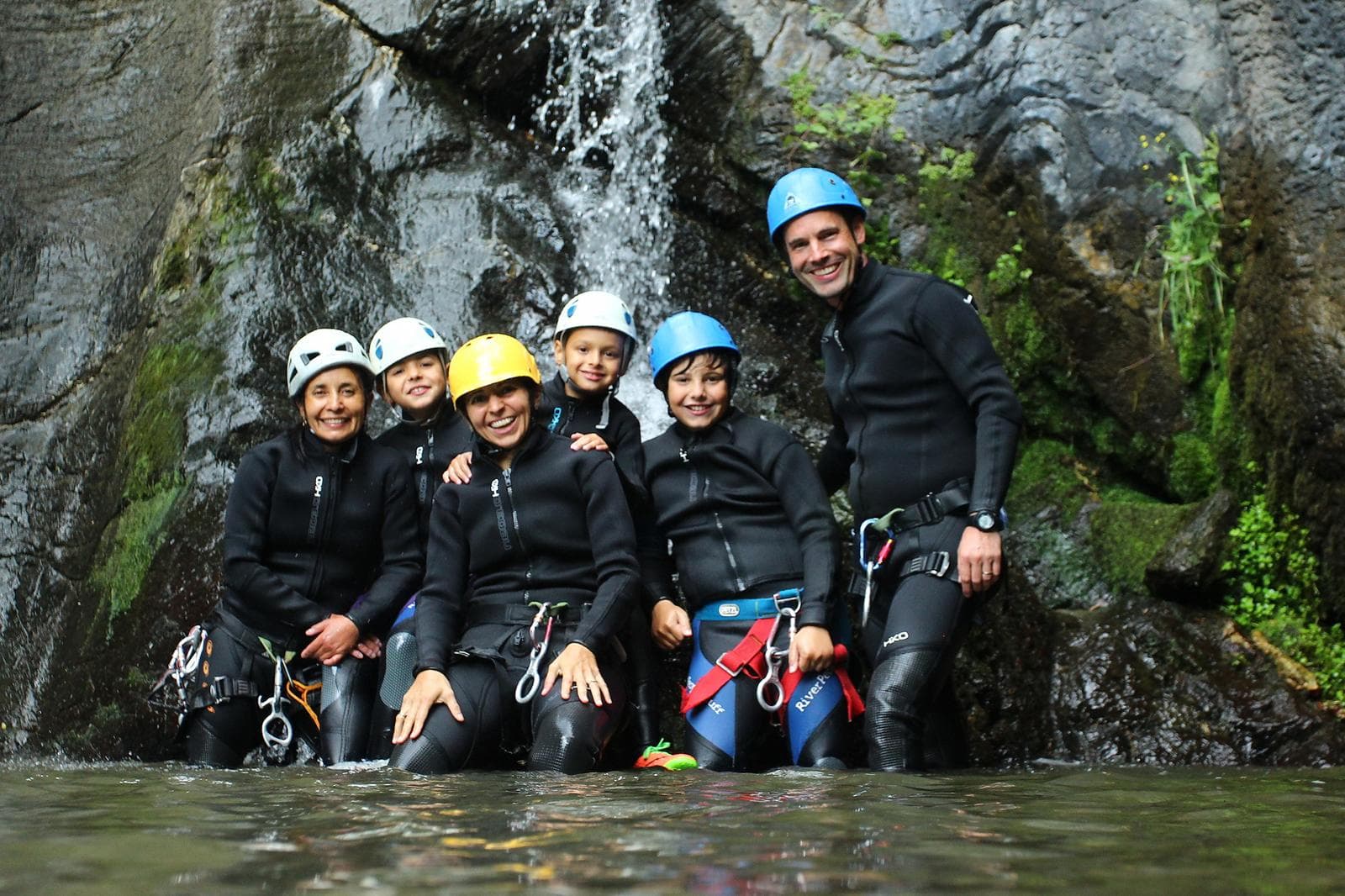 ROCROI REABRE CON MEDIDAS SANITARIAS PARA PRACTICAR ACTIVIDADES DE AVENTURA BAJO MÁXIMA SEGURIDAD