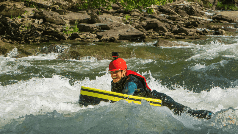 Prepárate para el hydrospeed: ¿qué necesitas para dominar el Noguera Pallaresa?