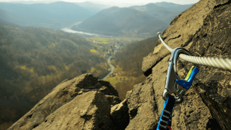 Vías ferratas: la combinación perfecta de desafío y vistas brutales