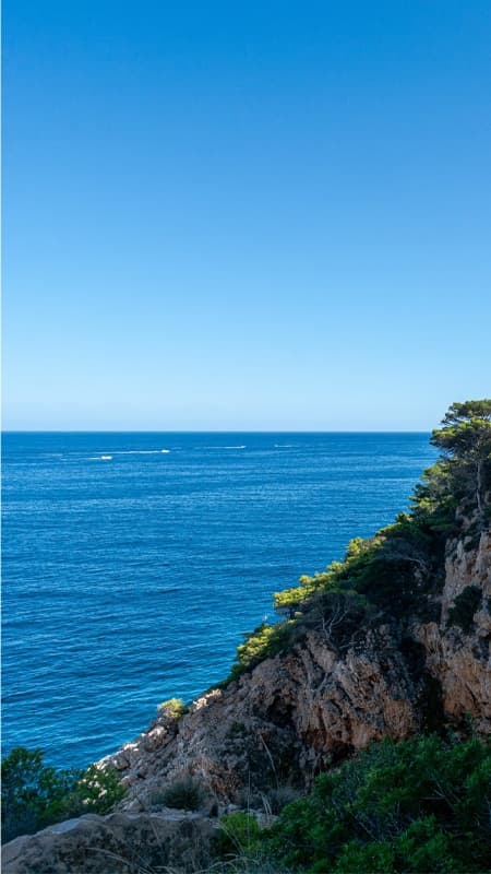 Alicante: Guided e-bike route in Cala Granadella and Cala Moraig of 4h