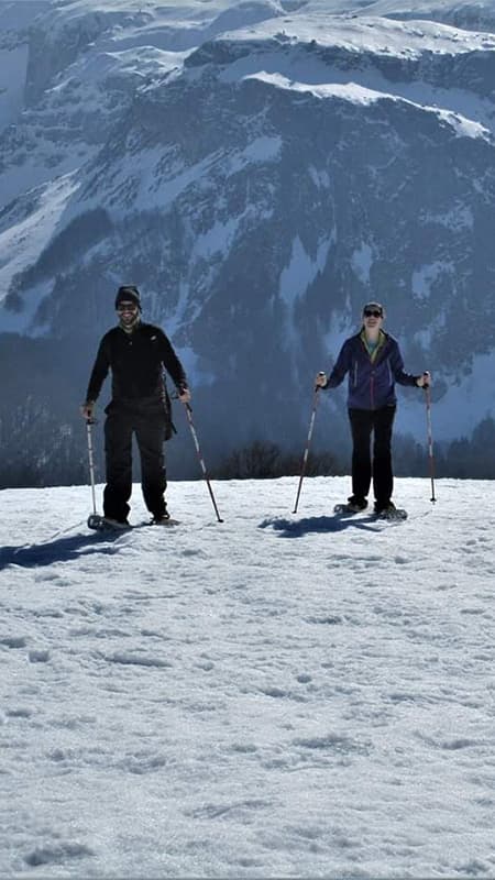 Aragonese Pyrenees: 3h guided snowshoeing excursion in Huesca