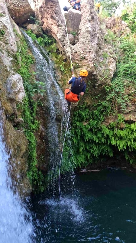 Canyoning Gorgo de la Escalera 4h Intermediate Level in Alicante