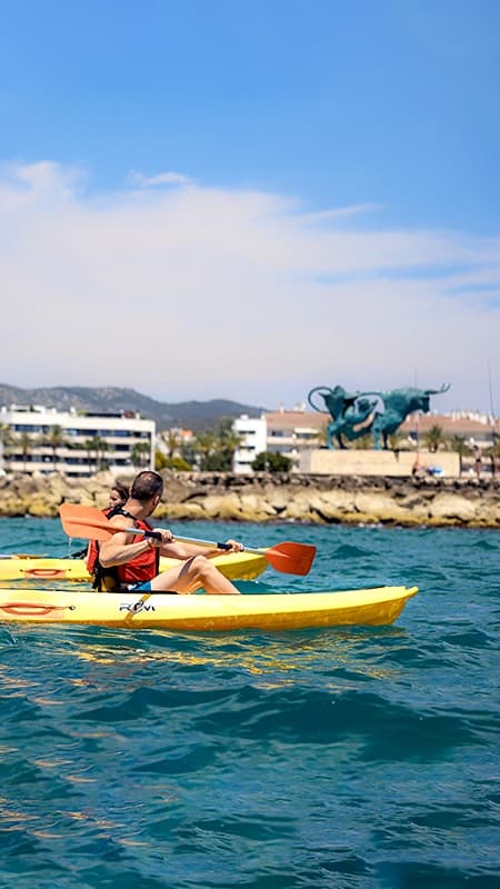 Excursió en Caiac al Final de Tarda cap a la Pasífae a Vilanova i la Geltrú