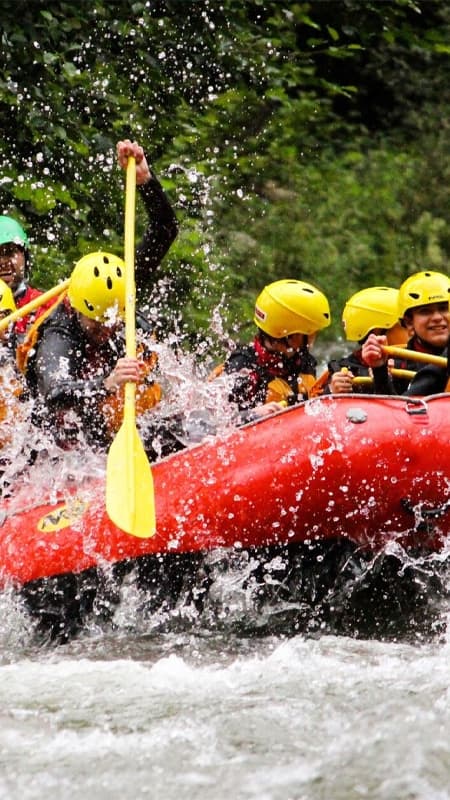 Rafting Valle de Aran, de Les a Pont de Rei i circuit multiaventura groc: Val d’Aran