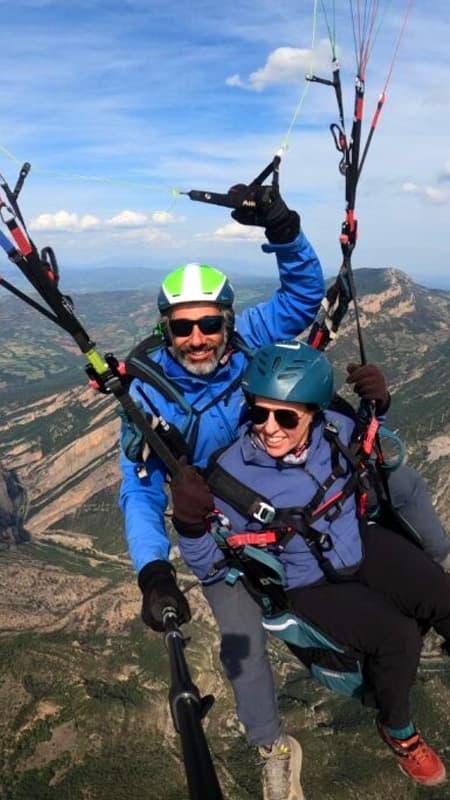 Paragliding Tandem Flight Introduction in Àger, Lleida: Thermal Flight over the Serra del Montsec