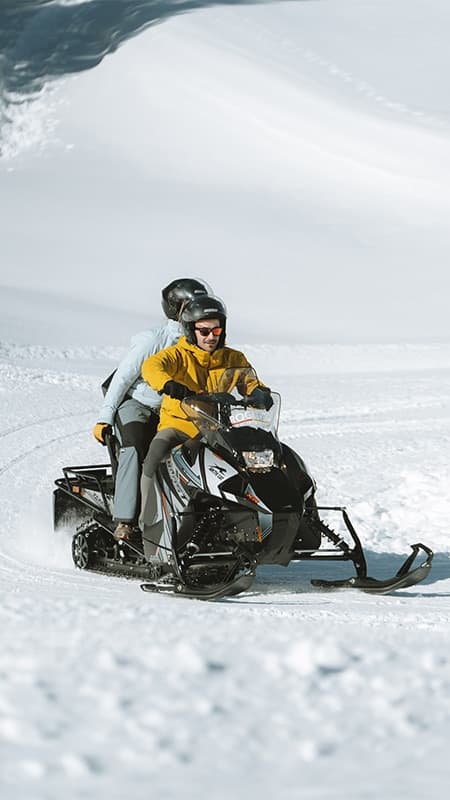 Andorra: 30-minute Two-seater Snowmobile Excursion in Grau Roig