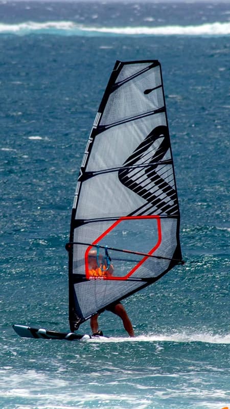 Tenerife : Cours particulier de 2 heures de windsurf - Niveau débutant.