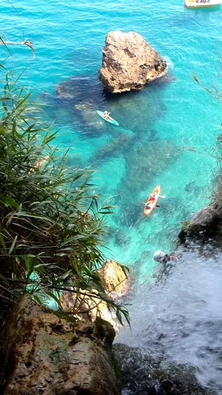 Kayak avec Snorkel de 2h30 dans le Parc Naturel des falaises de Maro - Cerro Gordo à Grenade