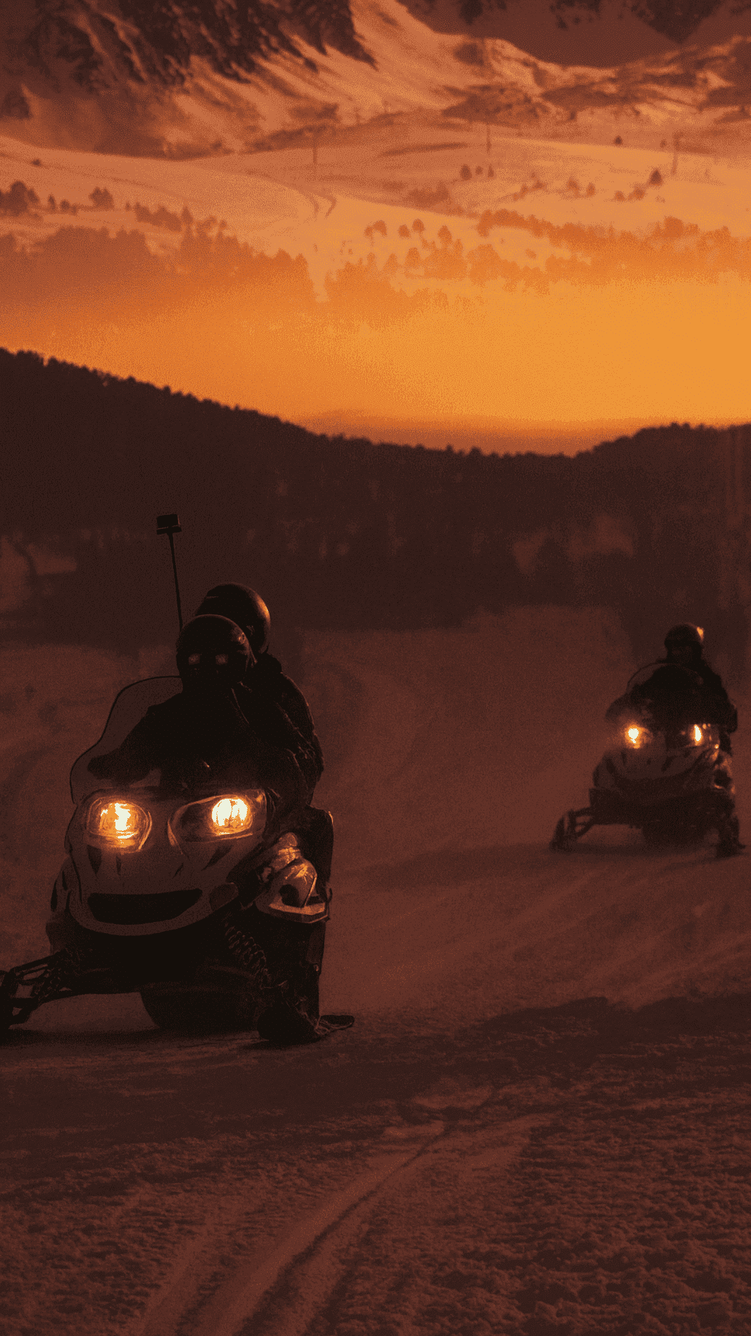 Andorre : Circuit motoneige d'une heure au coucher du soleil