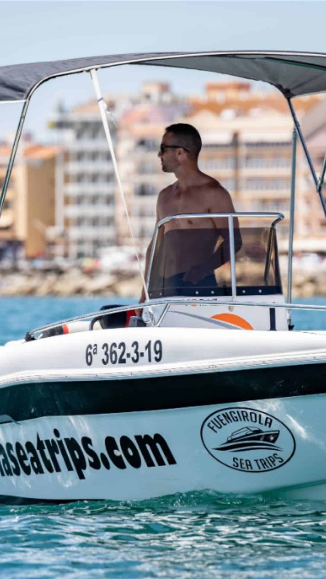 Boat rentals without licence in Fuengirola, Málaga