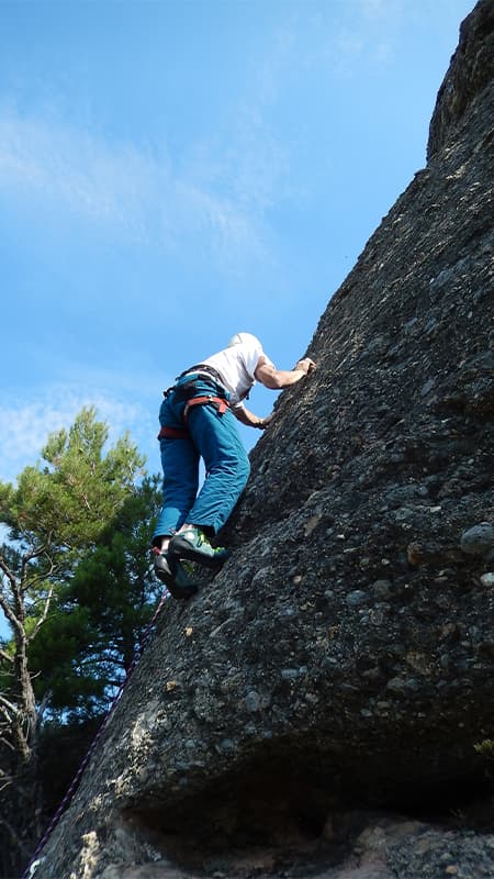 Parc Natural de Montserrat: Stage de 4 dies d'escalada a Montserrat nivell K3-K4