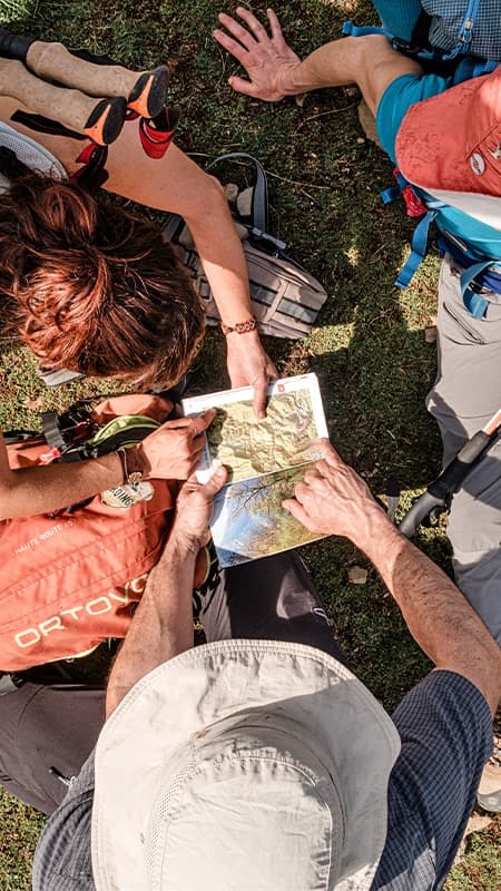 4h trekking in the Pyrenees in Jaca, Aragonese Pyrenees