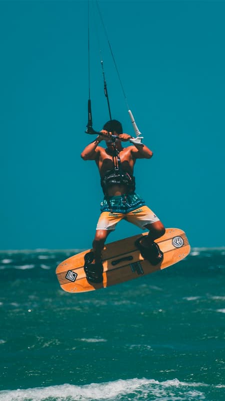 Kitesurf Camp Tarifa para Grupos de 4 personas de 3 a 5 días - Nivel Avanzado