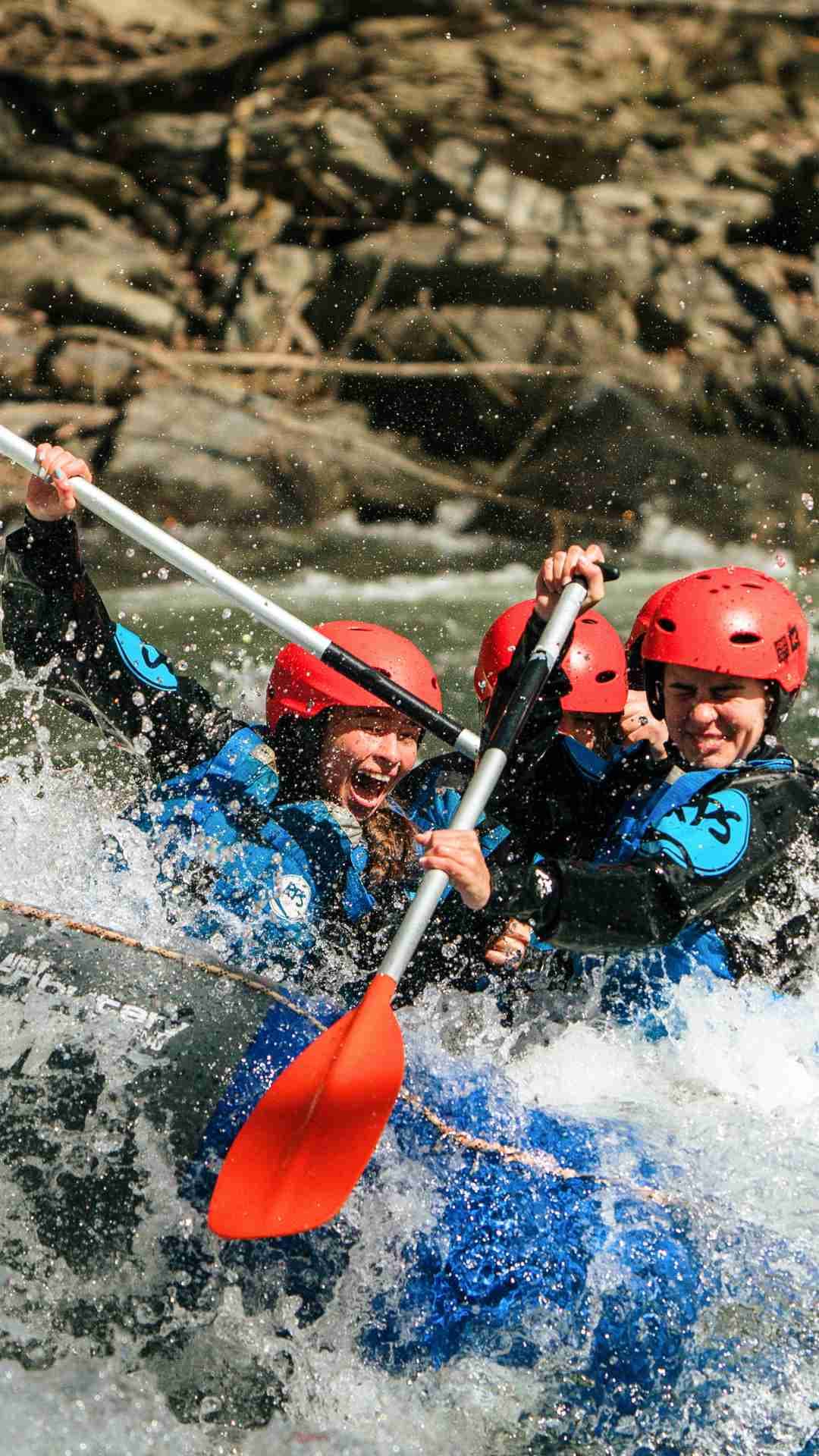 Rafting en Llavorsí - Rialp: el descenso clásico de la Noguera Pallaresa