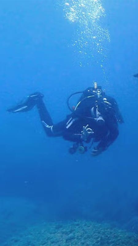 Bautizo de buceo en L'Estartit en la reserva marina del Montgrí, Costa Brava