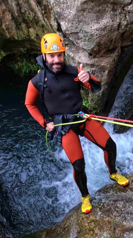 Barranc Gorgo de l'Escala de 3h Nivell Iniciació a Alacant