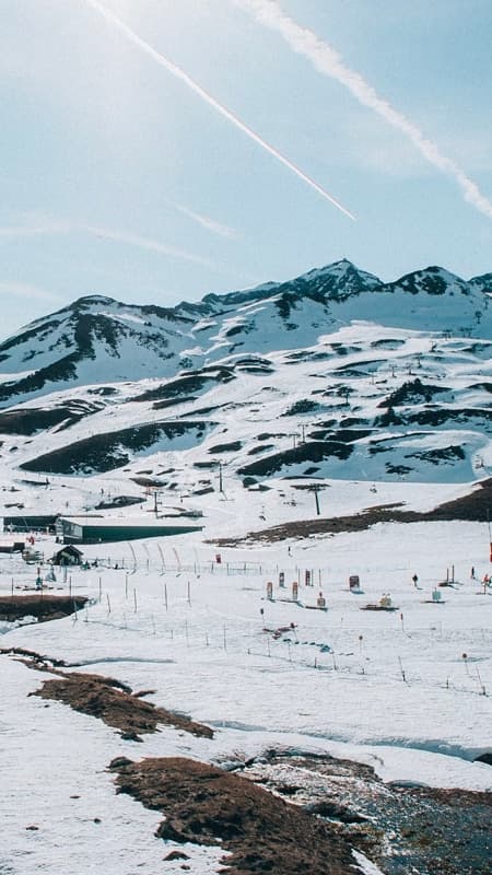 1h Ruta Guiada de Motos de Nieve Formigal - Panticosa