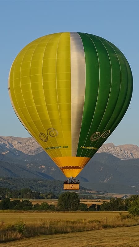 Vol en Montgolfière en Cerdagne : aube sur les Pyrénées Orientales