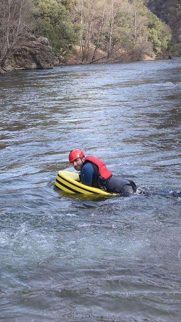 Nage en eau vive (Hydrospeed) à Llavorsí, Pyrénées – 45 minutes