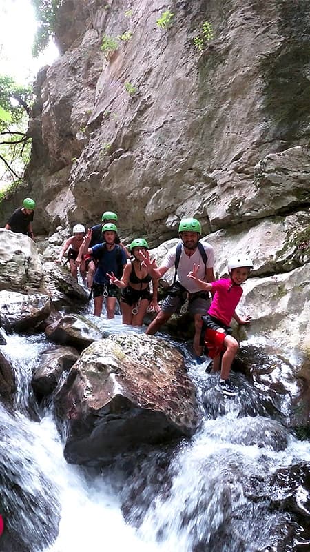 Barranquismo en Garganta Verde – Nivel avanzado en el Parque Natural de Zahara de la Sierra