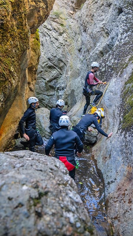 Barranc Estarón Inferior Llavorsí: descens tècnic de perfeccionament a l'Alt Pirineu