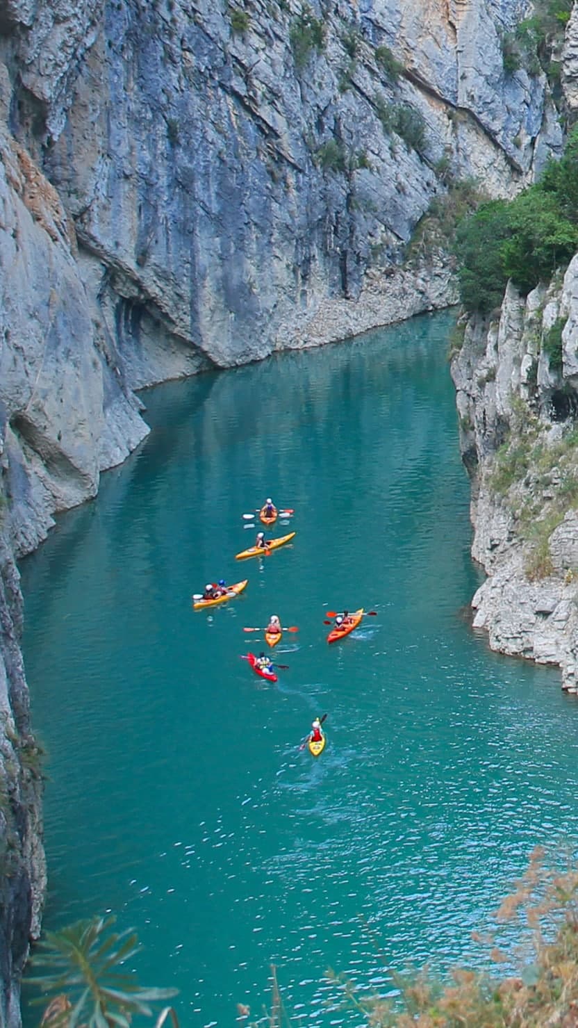 Kayak en el Congost de Mont-Rebei: navega el desfiladero más espectacular del Pre-Pirineo