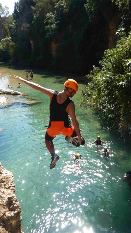 Canyoning Gorgo de la Escalera 4h Intermediate Level in Alicante