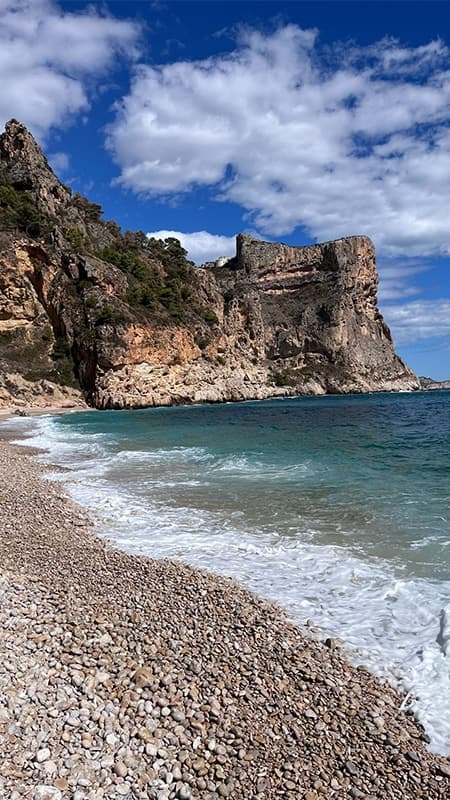 Alicante: Excursió guiada en caiac en la Cala Granadella de 6km
