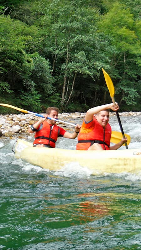 Descenso Extremo en Canoa Raft por río Cares, Picos Europa