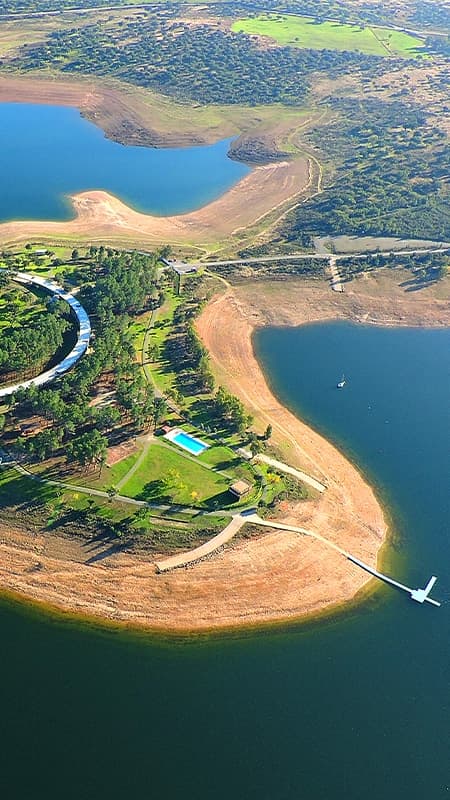 Réservoir Gabriel y Galán: Cours et route de 3h de paddle surf à partir de 4 personnes à Cáceres