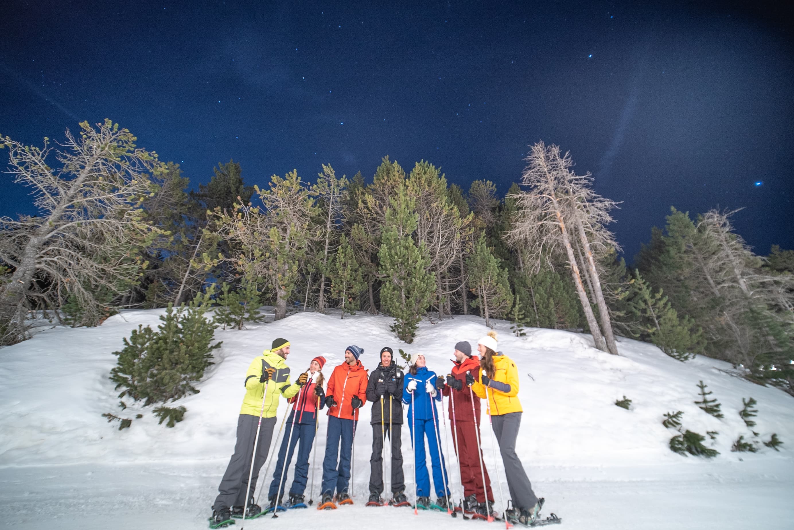 Excursion nocturne avec Raquettes de neige pendant 2 heures avec dinner à Grau Roig, Andorre