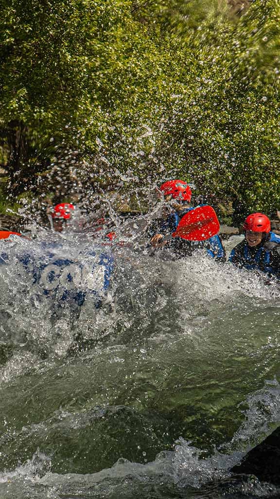 Rafting en Llavorsí con Comida: el tramo clásico de la Noguera Pallaresa