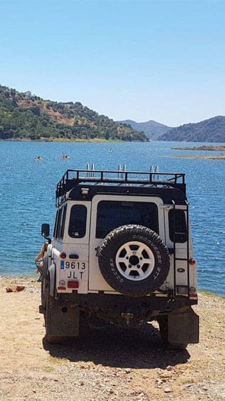 Sierra de las Nieves: location de 4x4 pour 8 pers. pour 8h à Marbella