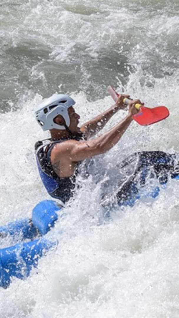 Open Kayak on the Gállego River: your boat, your pace