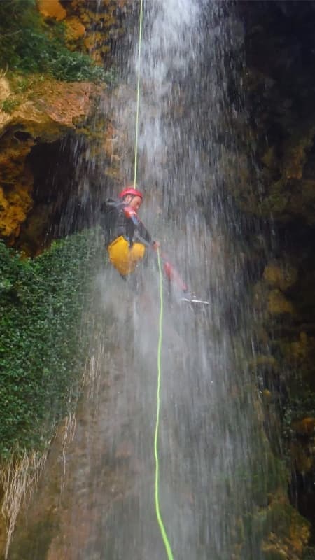 Canyoning Amanaderos 5h Expert Level in Teruel, Lower Aragón