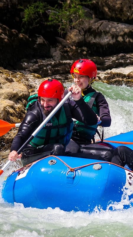 Advanced Rafting on the Ésera River: Las Pirámides from Campo, Benasque