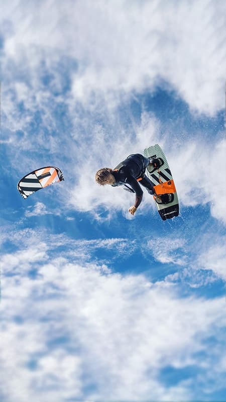 Tenerife: Private Kitesurfing Course for 1 person - Intermediate level