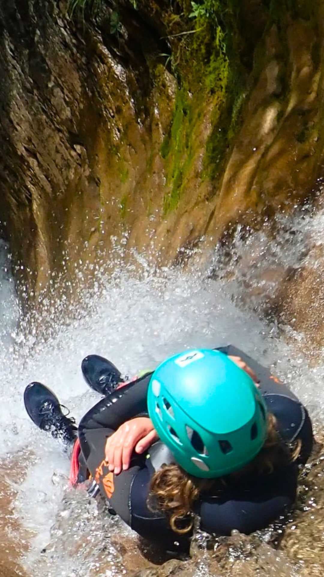 Canyon Forcos à Bergua : vasques turquoise, toboggans et rappels à Ordesa
