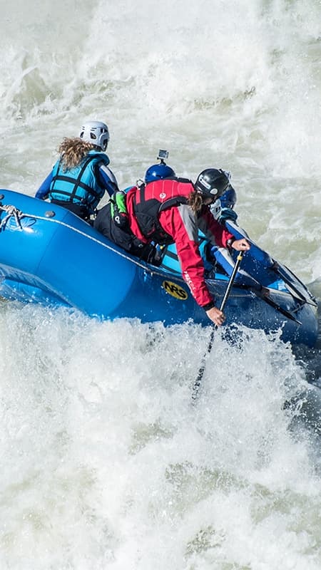 Rafting en el Pirineo Aragonés a través del Río Gállego – Nivel Avanzado