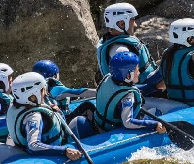 Rafting Familiar en el Río Gállego: aventura con niños