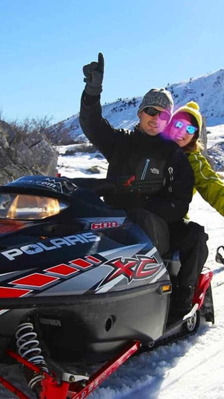 Formigal-Panticosa: Ruta guiada amb motos de neu de 1h