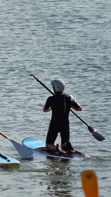Delta de l'Ebre: Curs de pàdel surf de 3h a onades - Nivell perfeccionament