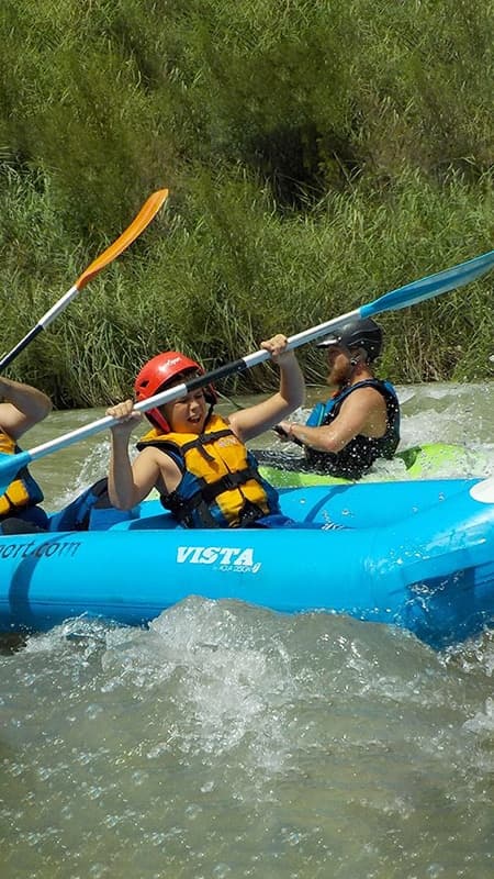 Canoa-Raft Hoces del Cabriel · Aigües Braves en Biplàça (València)