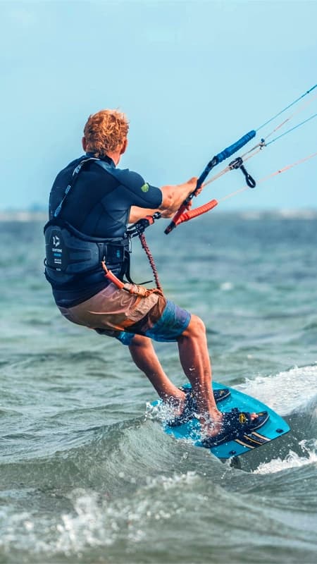 Delta de l'Ebre: Curs de kitesurf per a 1 persona de 2h o 3h